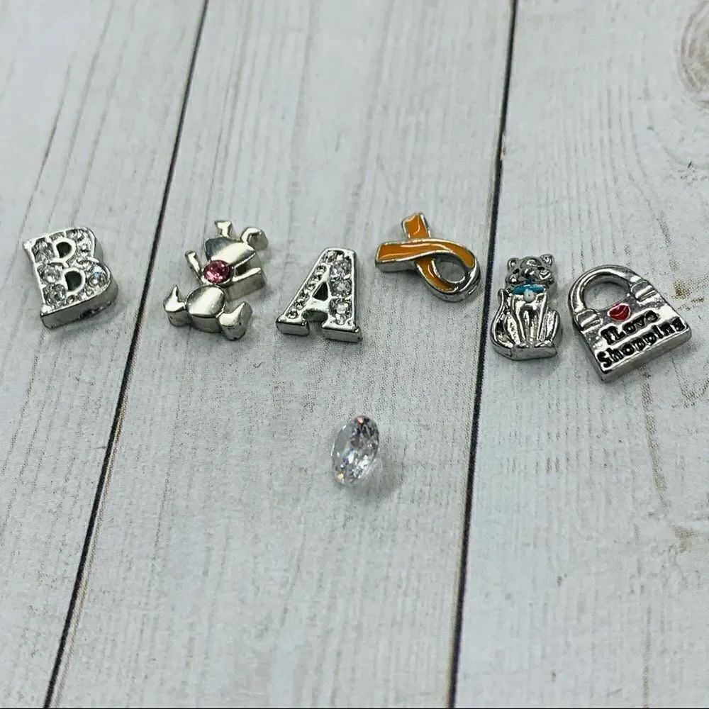 Mini Charms Bundle - Picture 2 of 3